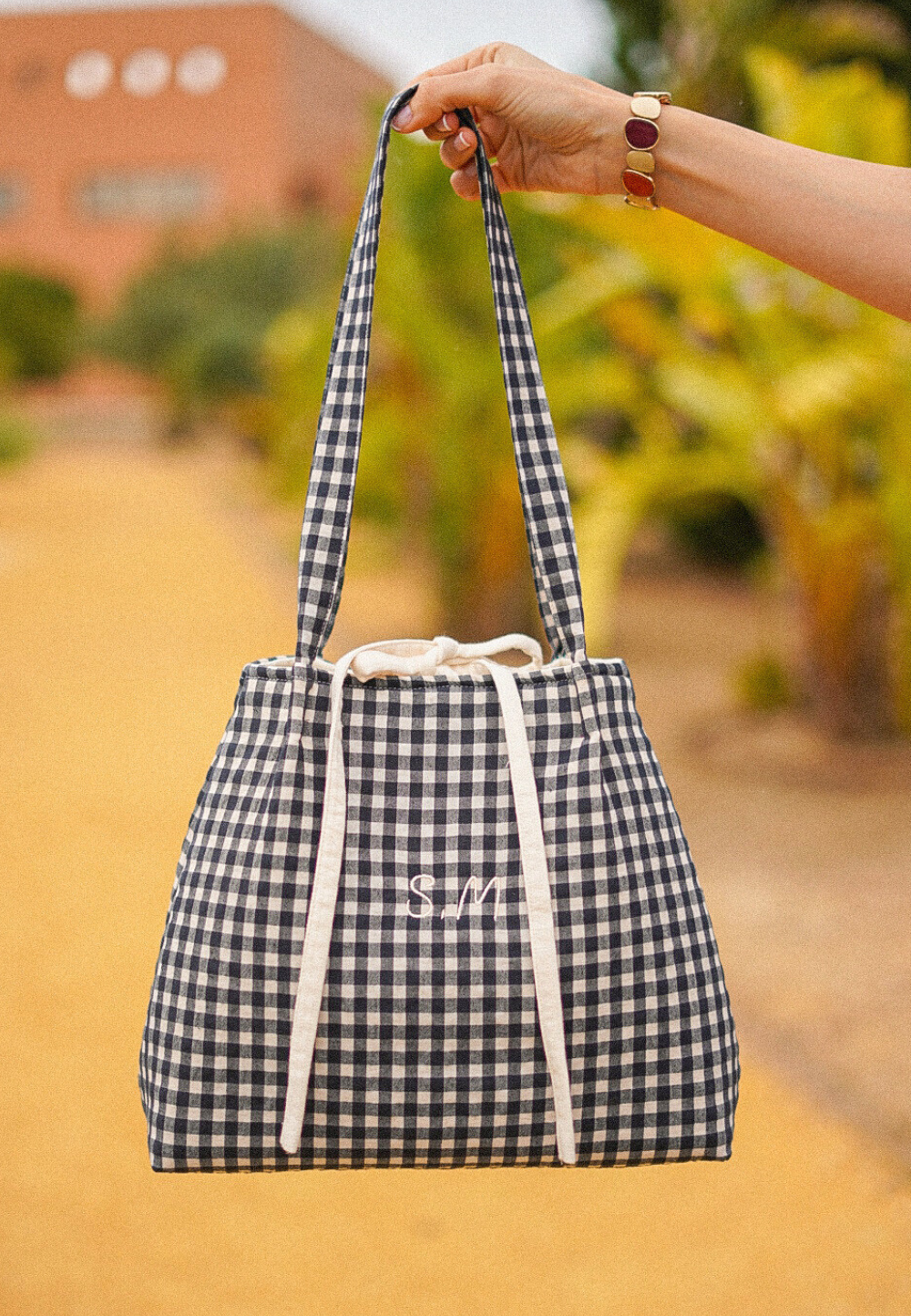 Bolso Black Vichy personalizado con iniciales