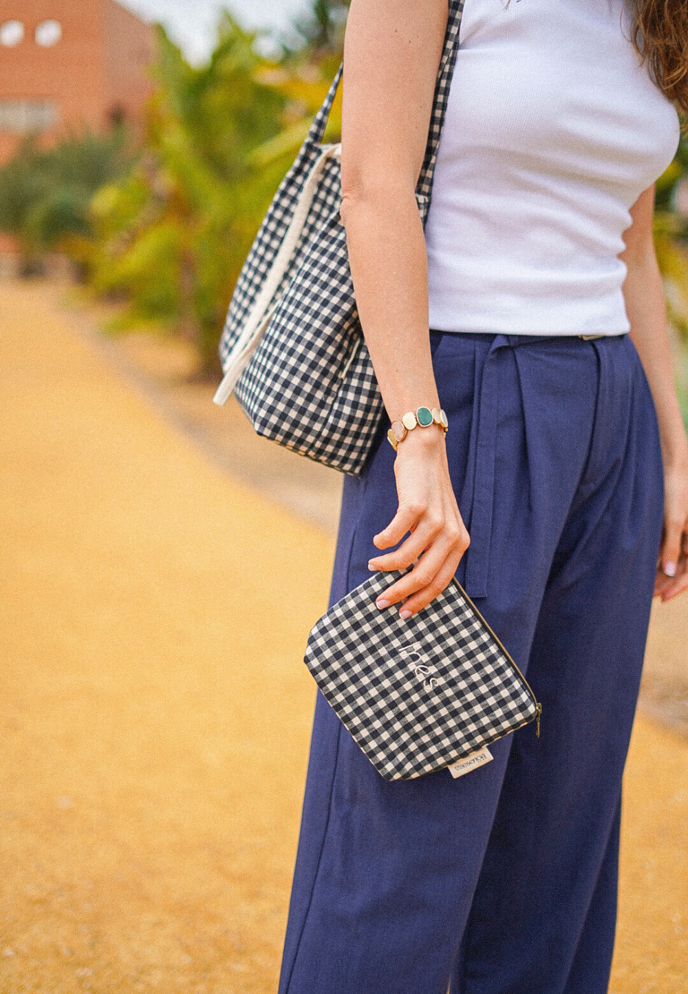 Bolso Black Vichy personalizado con iniciales